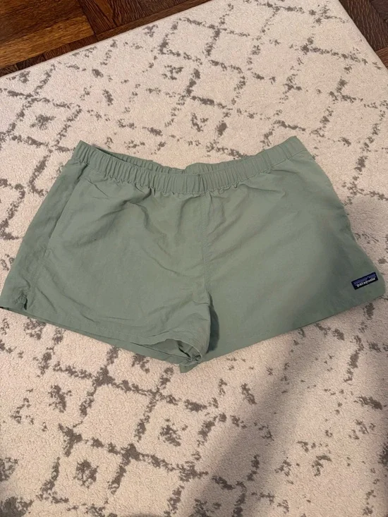 Patagonia 2½ inch Barely Baggies Shorts - Picture 2 of 4